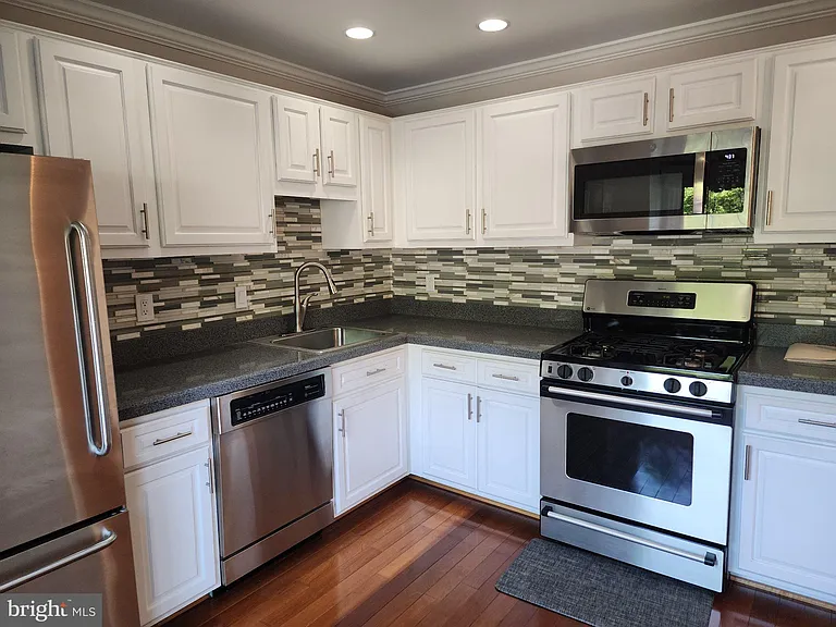 3720 Mount Airey Ln — Photo 8