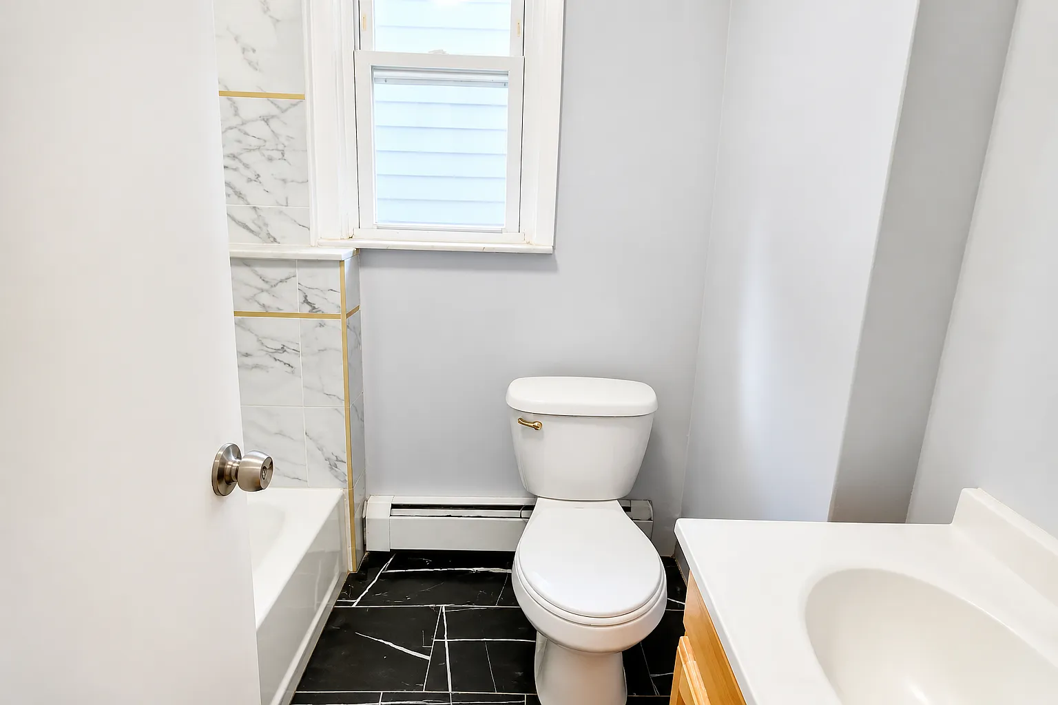 3 bed, $1,795 — Photo 4