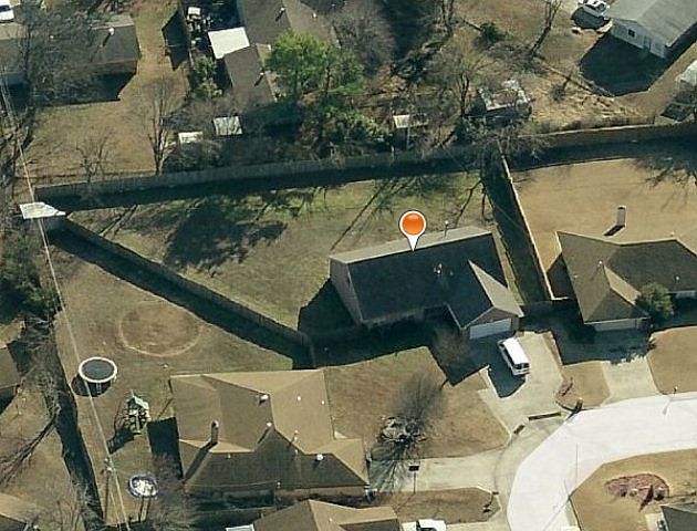 2nd image of 2211 E Foster Dr