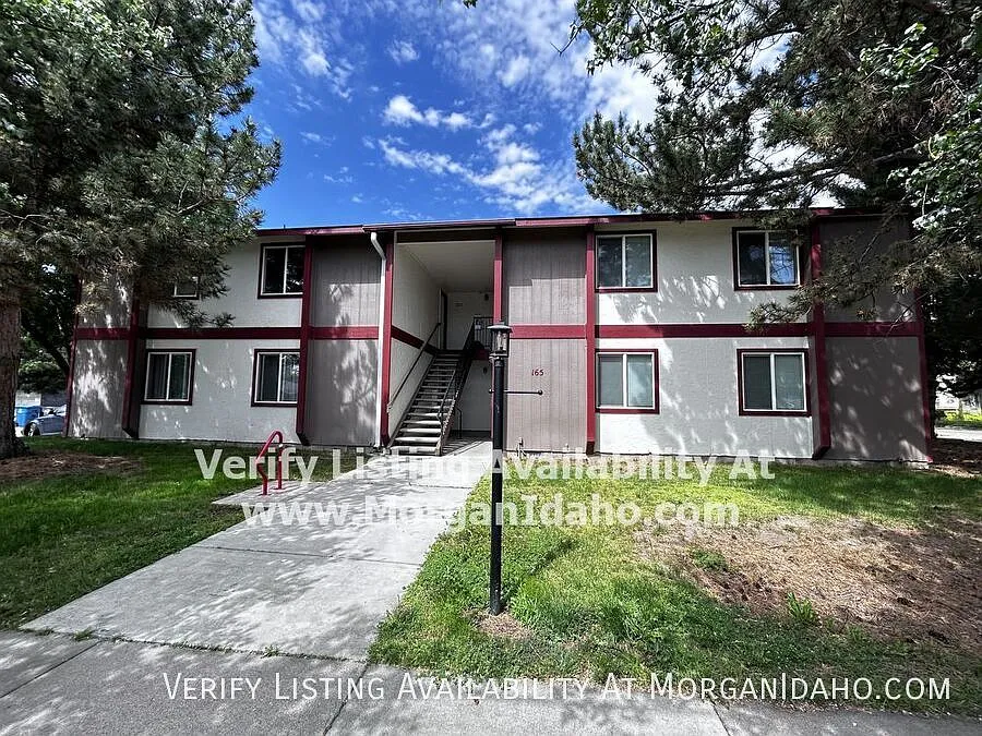 165 N 22nd St #202
