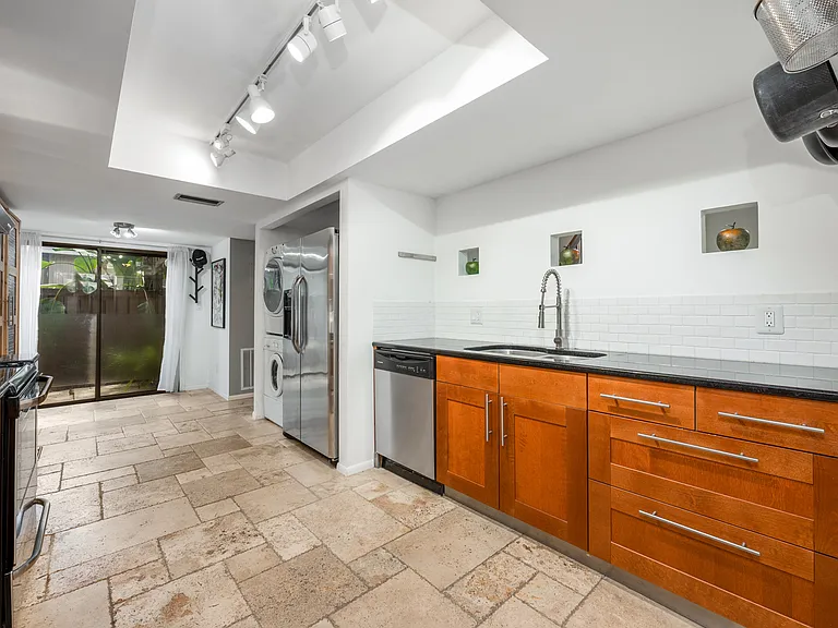 4830 Pebble Beach Dr — Photo 12