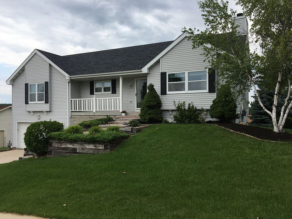 1st image of 1628 Dandelion Ln