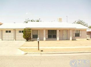 4705 R L Shoemaker Dr, El Paso, TX 79924