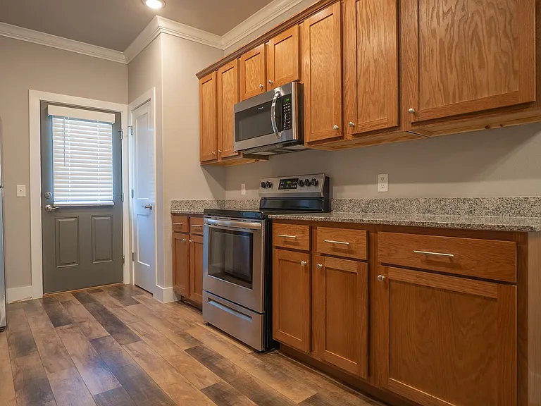 1735 Booker Cir — Photo 11