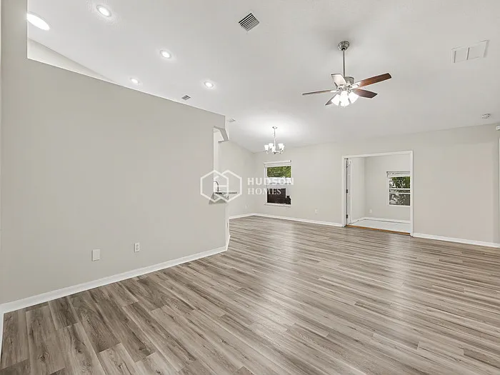 10416 Hallmark Blvd — Photo 6