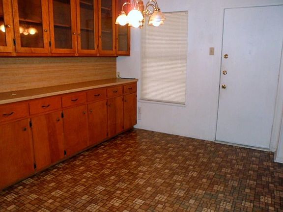 4th image of 725 Drexel Dr