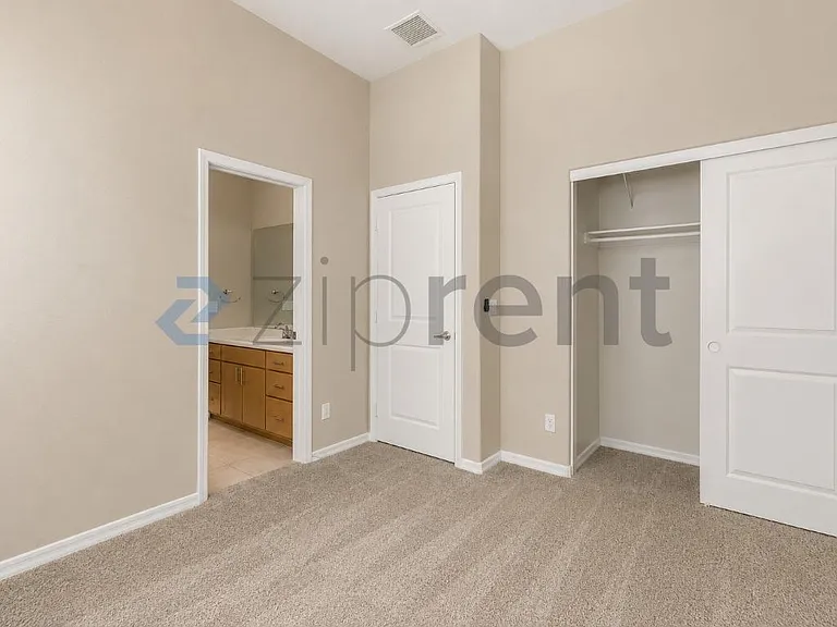 2315 E Pinchot Ave #128 — Photo 42
