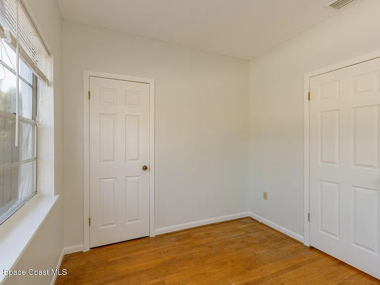 1501 S Shannon Ave #8 — Photo 15
