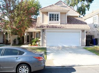 16212 Valleyvale Dr, Fontana, CA 92337