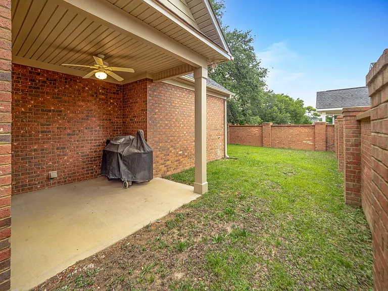 3057 Girard Dr — Photo 8