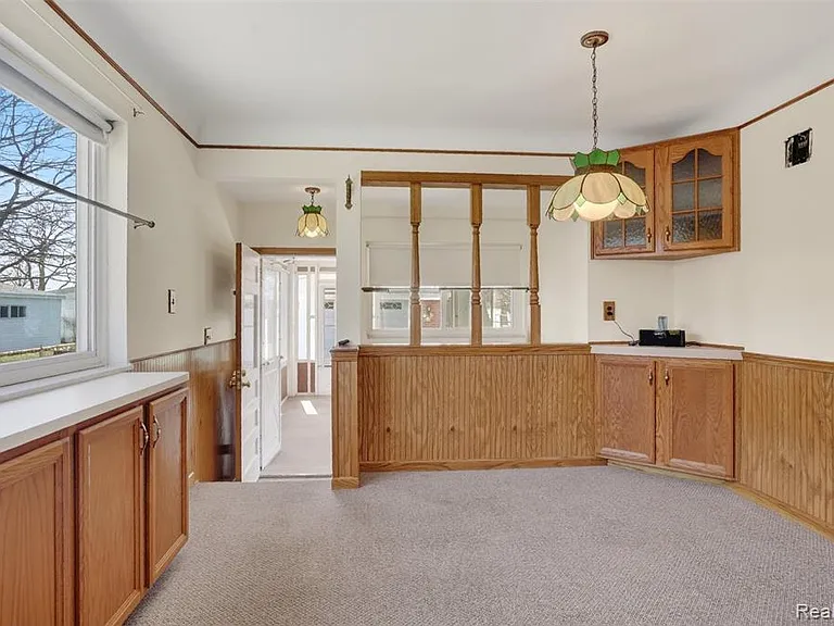 11480 Hanford Dr — Photo 7