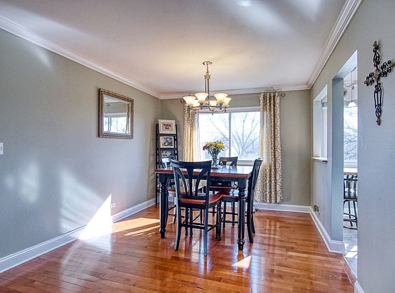 5th image of 915 Longford Dr