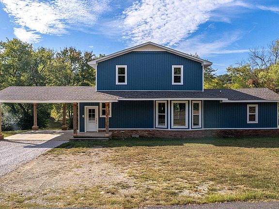 2nd image of 136 Waine Pl