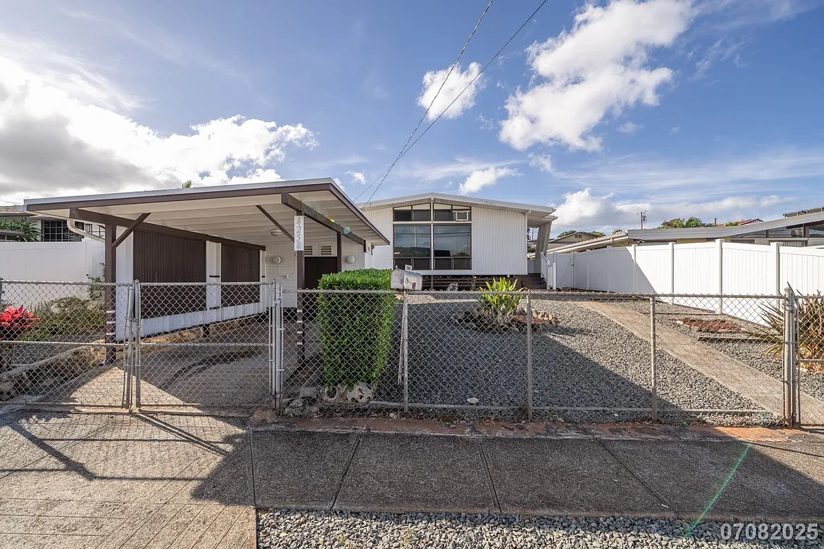 Building Photo - 4258 Likini St