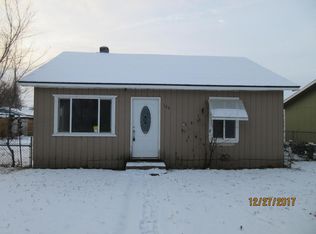 120 Cedar Ln, Wapato, WA 98951