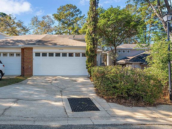 2nd image of 2208 Delta Ln