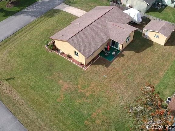 3rd image of 405 Wildwood Dr