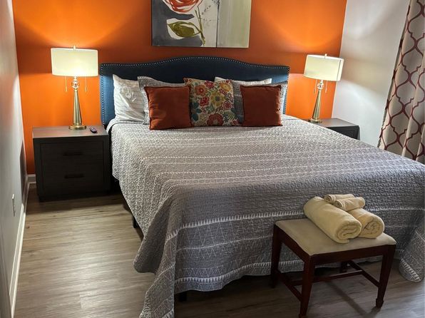 charlotte-north-carolina-299903781 picture