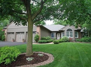 434 Kingswood Dr, Valparaiso, IN 46385