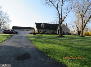 1276 Stump Hall Rd, Collegeville, PA