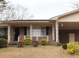 5325 Trampas Ct, Fayetteville, NC 28303