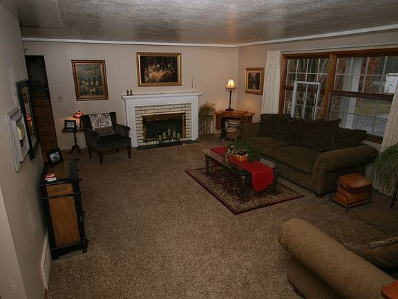 3rd image of 2021 E Leona Dr