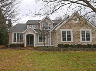 104 Charterhouse Ct, Powell, OH