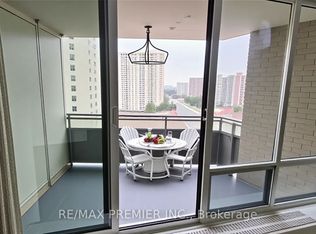 380 Dixon Rd #905, Toronto, ON M9R1T3