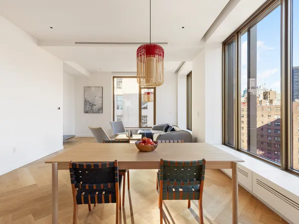 500 West 25th Street image 4 of 16