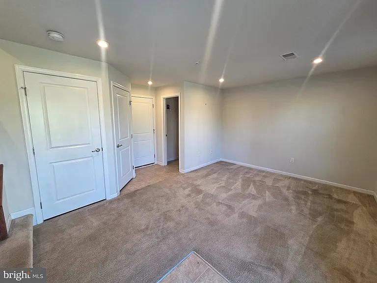 235 Compass Dr — Photo 8