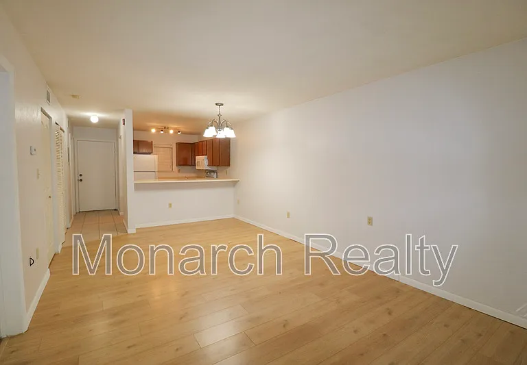89 SE 16th Ave #101-P101 — Photo 8