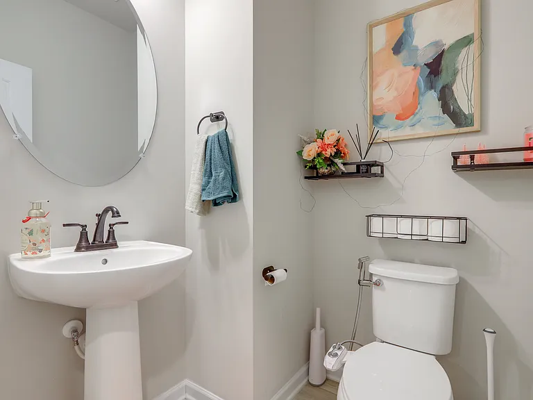 117 Donavan House — Photo 15