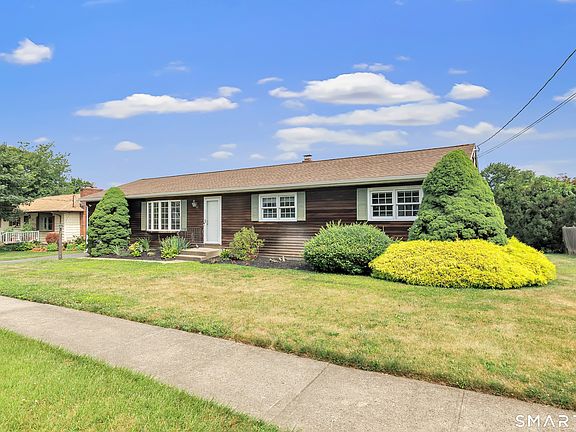 3rd image of 470 Oceanview Terrace