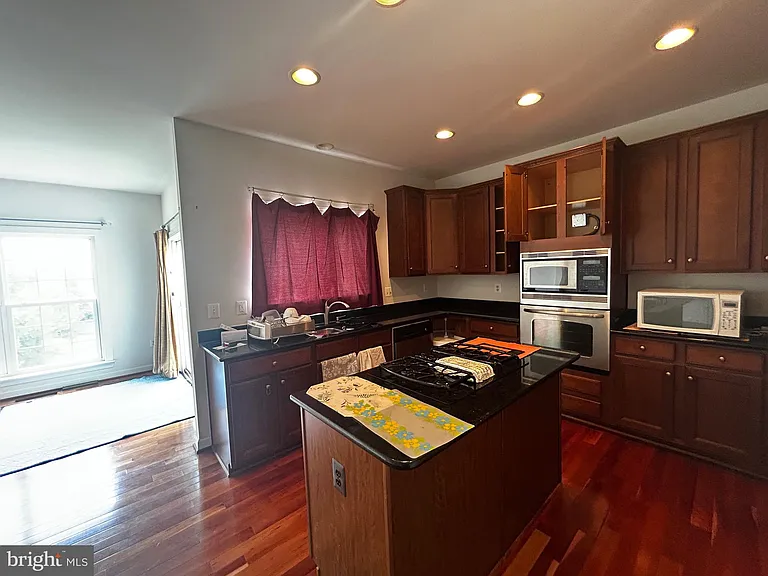 8177 McCauley Way — Photo 4