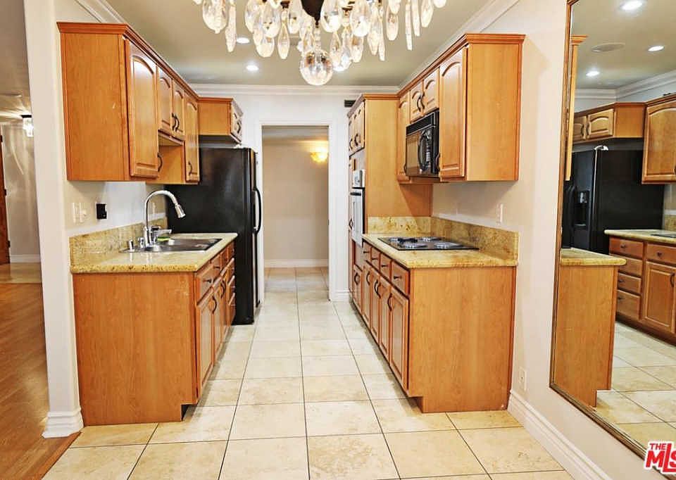 1st image of 11656 Montana Ave APT 304