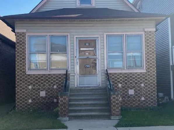 1502 John St, Whiting, IN 46394