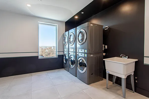 Rented by ERNY LLC | media 28