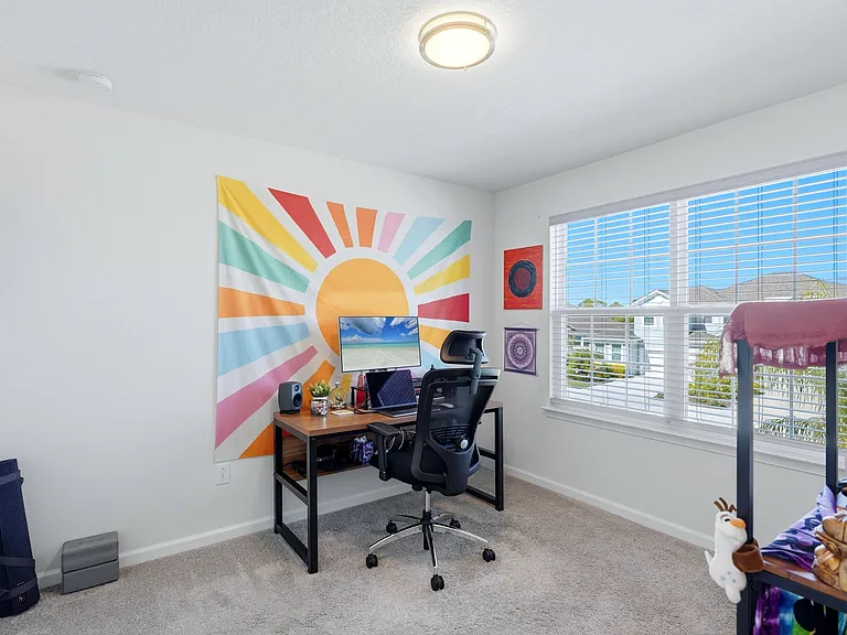 5710 Silverbridge Trl — Photo 15