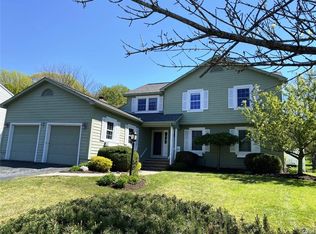 5112 Shiraz Ln, Fayetteville, NY 13066