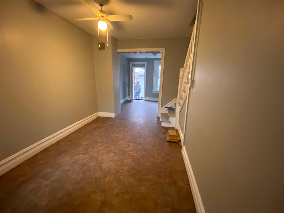 2nd image of 534 N Nagle St
