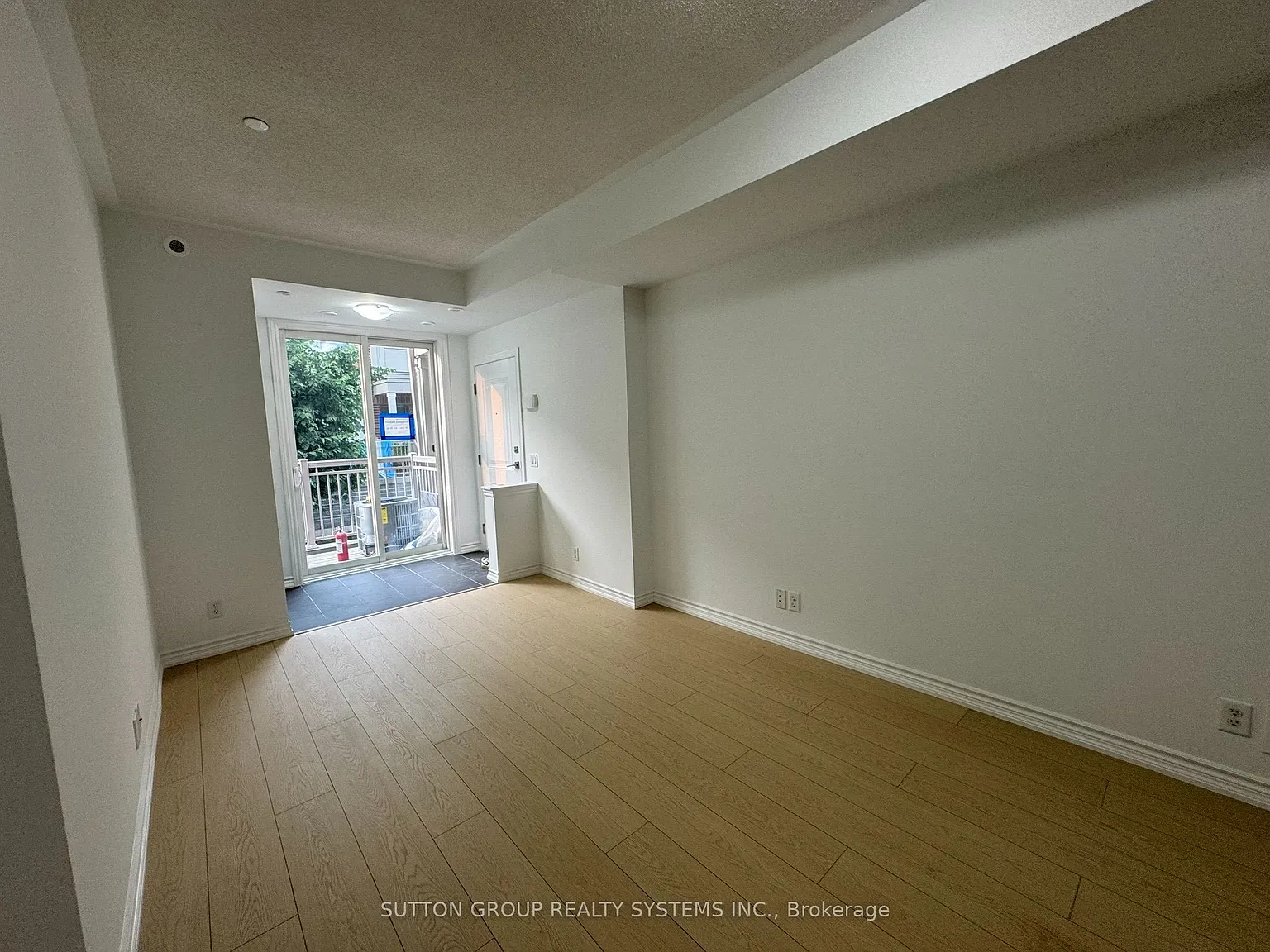 2 bed, $2,300 — Photo 4