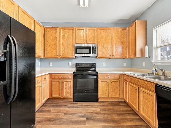 4th image of 3515 Oneonta Ave
