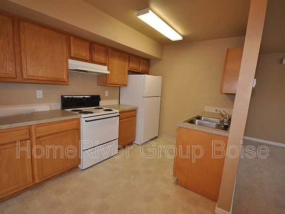 4th image of 4011 Idaho Ave APT 104