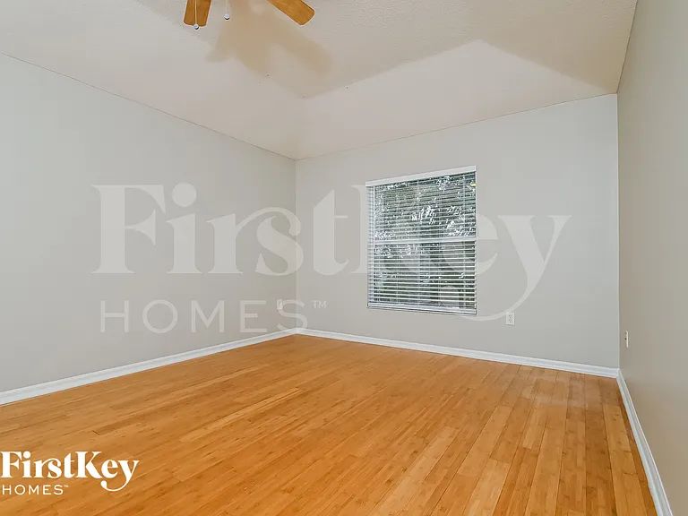 12762 Standbridge Dr — Photo 10