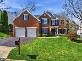 1504 Judd Ct, Herndon, VA 20170