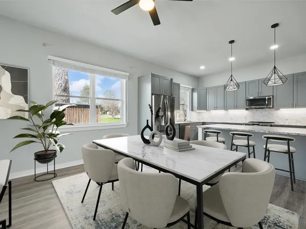 100 Maverick Trl, Oak Point, TX 75068