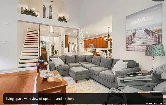 4 bed, 2.5 bath, 2615 sqft, $2,595 — Photo 3