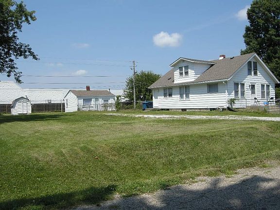 2nd image of 1316 Brandt Dr