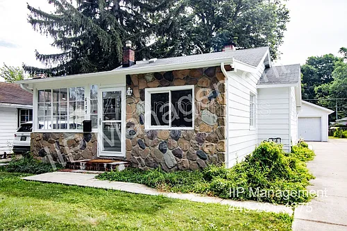 6177 Iroquois Trl Photo 1