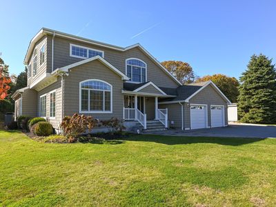 55 Seacove Lane, Riverhead, NY, 11901